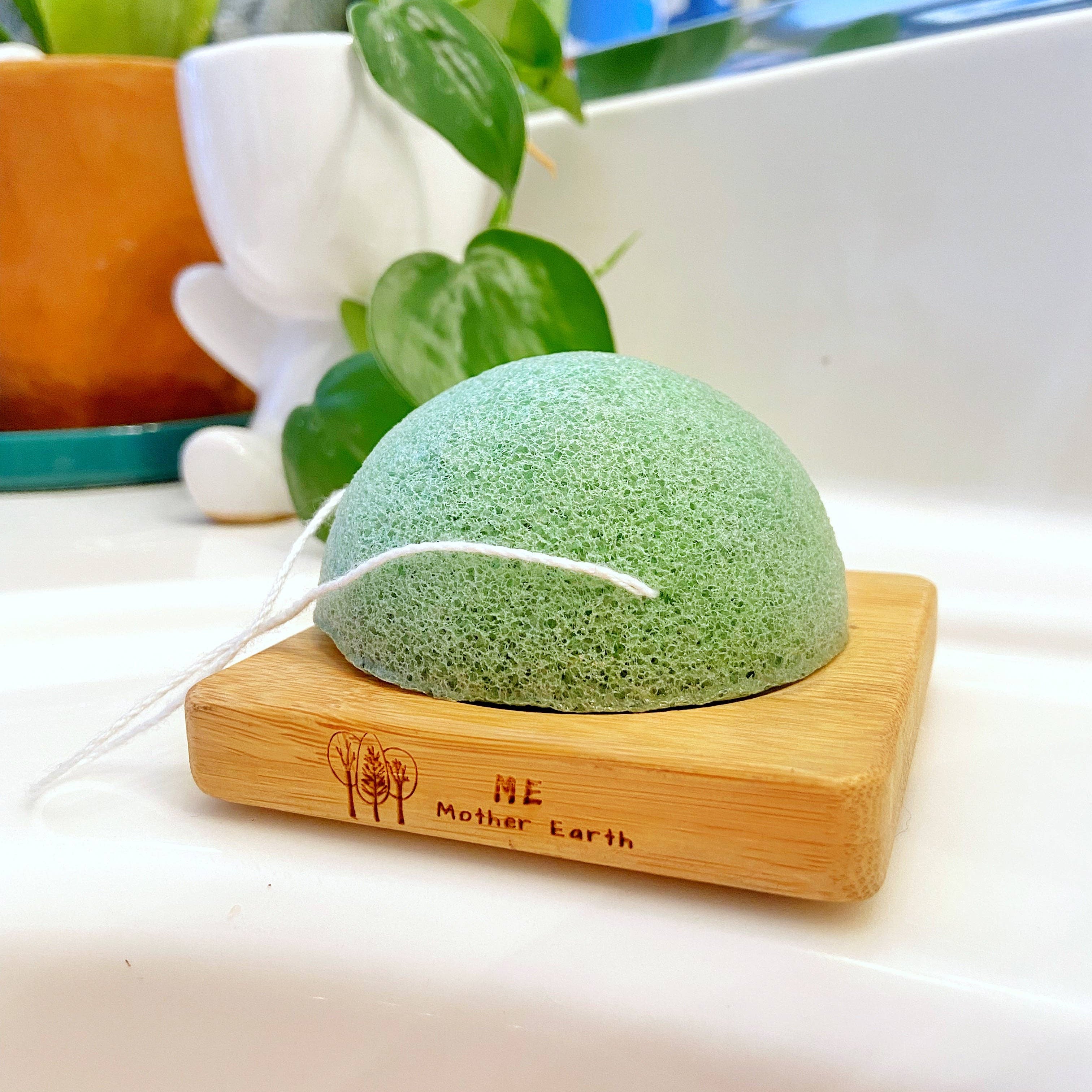 Me Mother Earth - Biodegradable Konjac Sponge - Green Tea