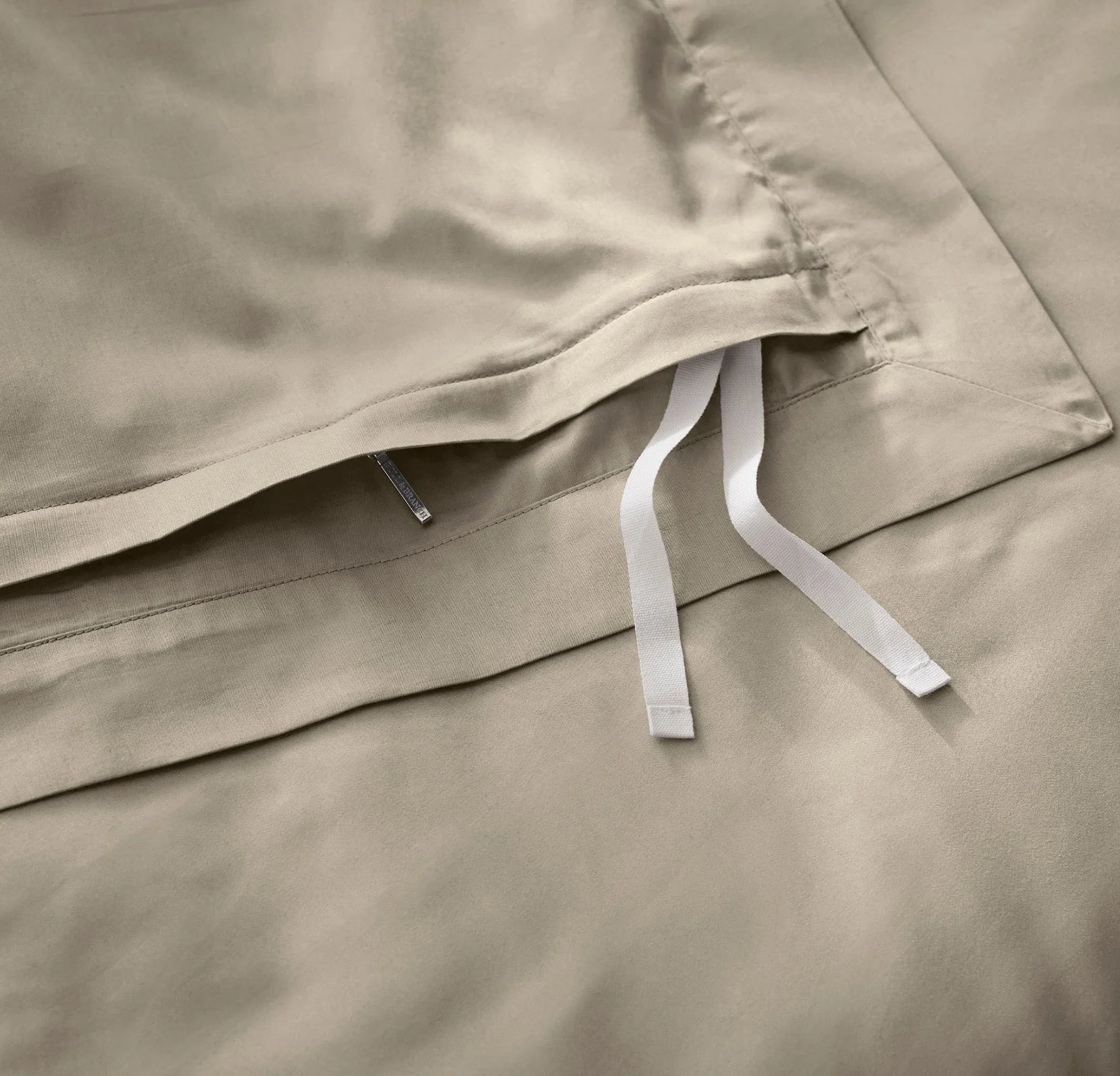 Boll & Branch - Signature Hemmed Duvet Set - Oak (Pre-Order)