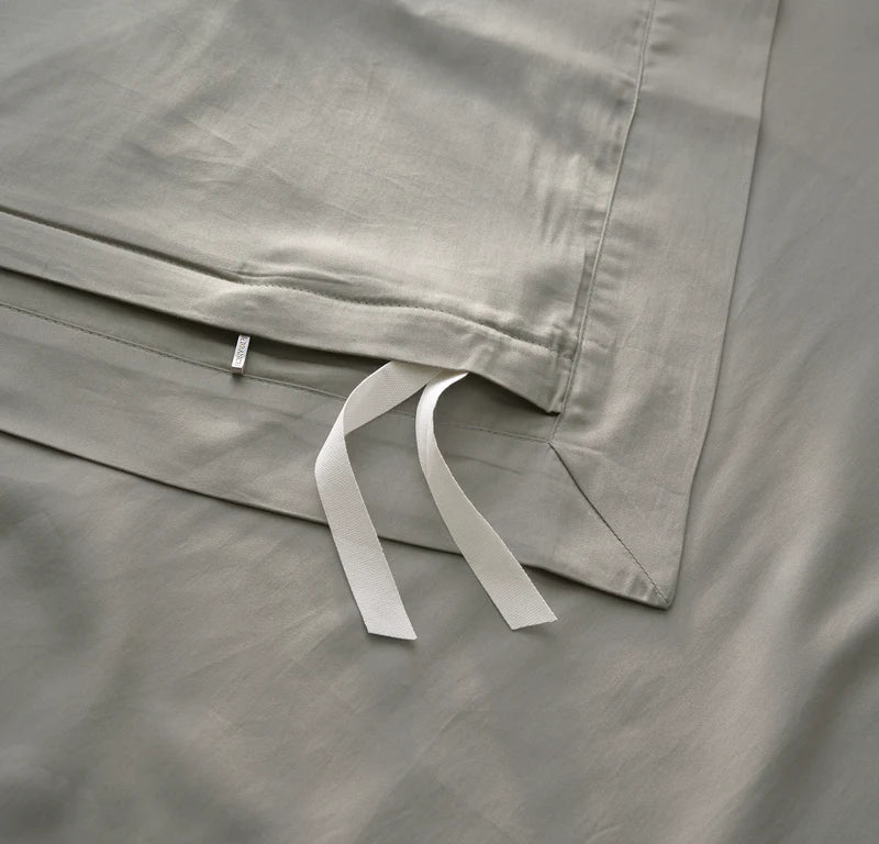 Boll & Branch - Signature Hemmed Duvet Set - Pewter (Pre-Order)