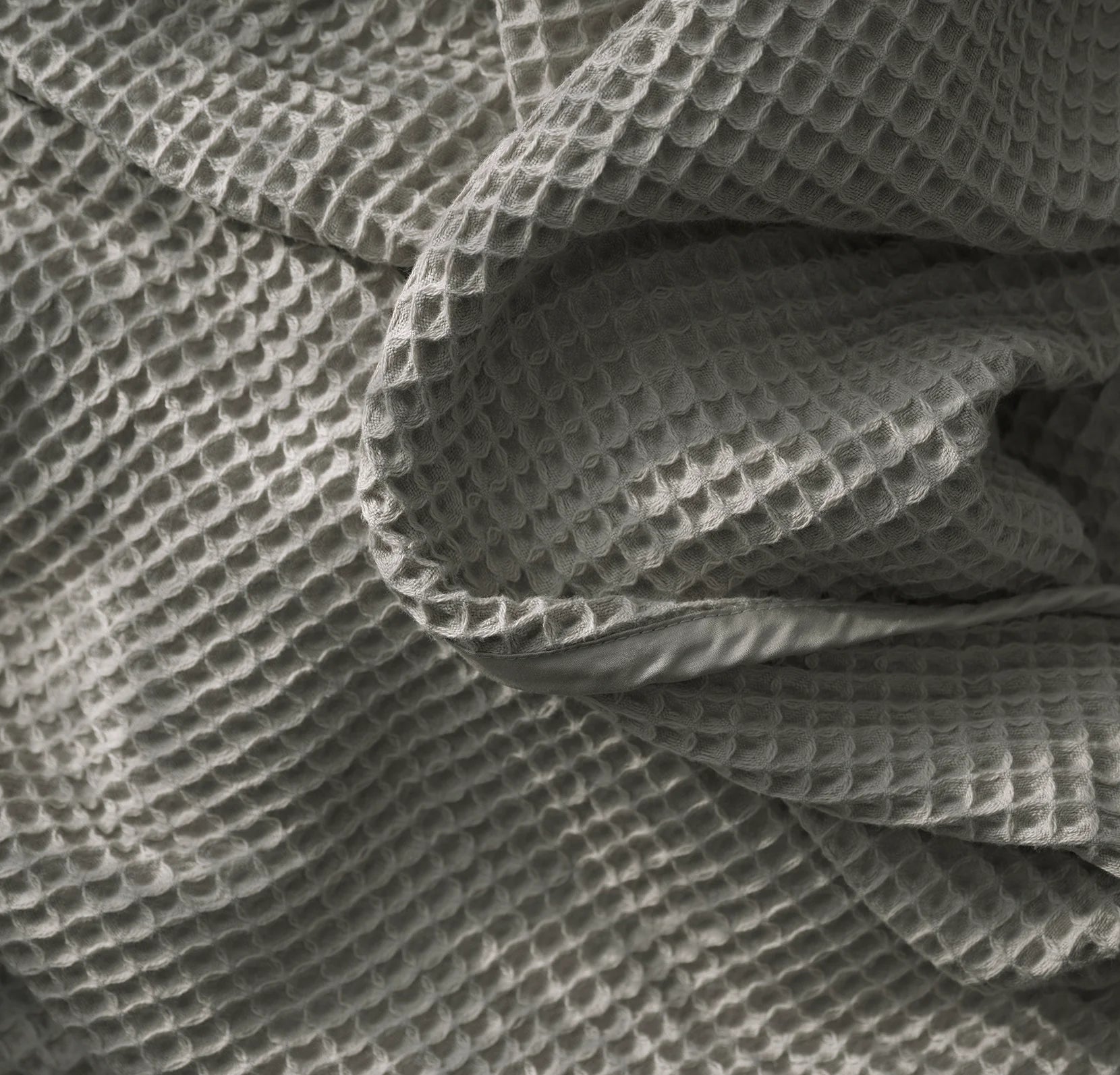 Boll & Branch - Waffle Bed Blanket - Pewter (Pre-Order)