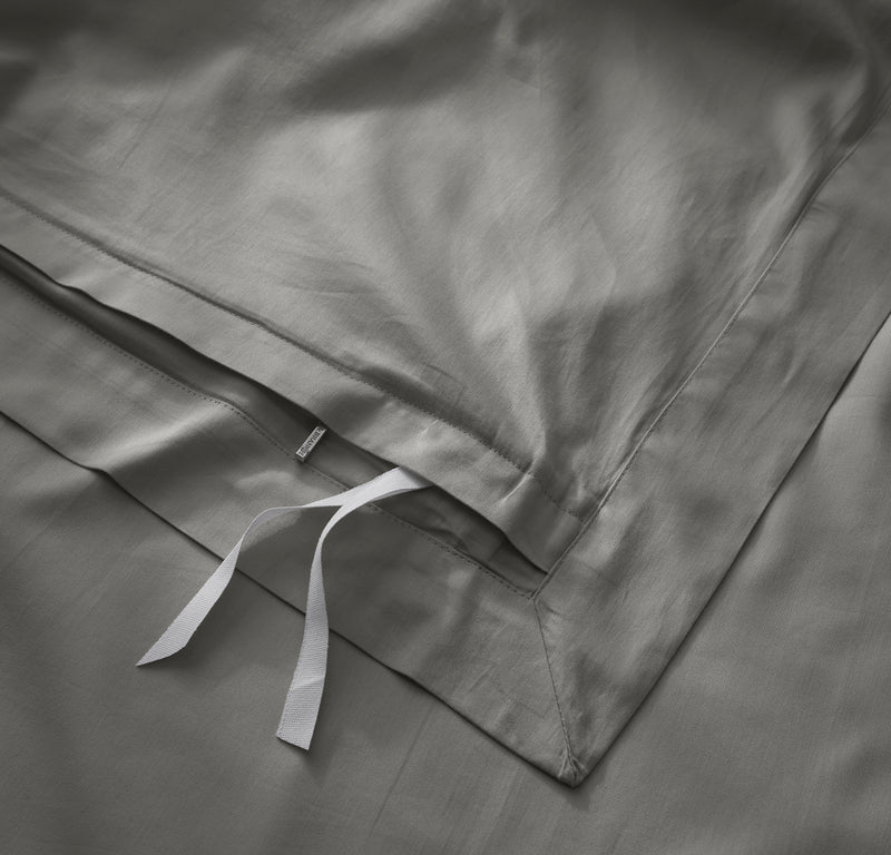 Boll & Branch - Signature Hemmed Duvet Set - Stone (Pre-Order)