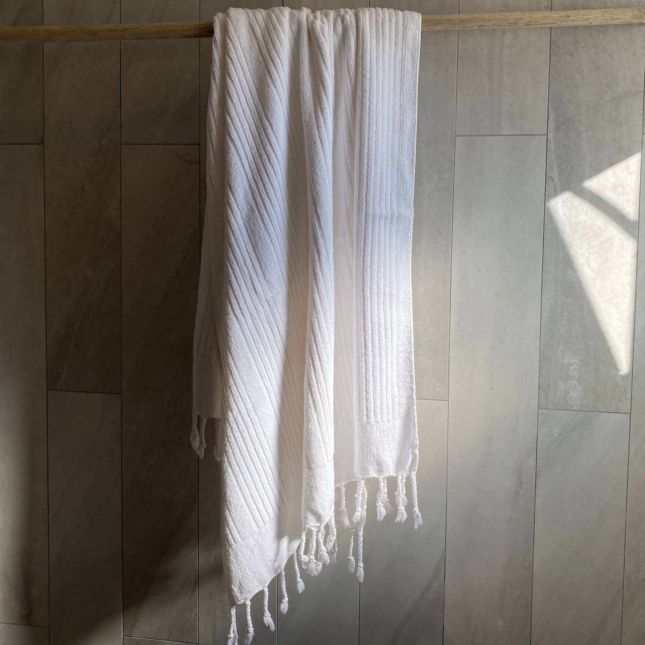 loom.ist - Ottoman Terry Bath Towel: White