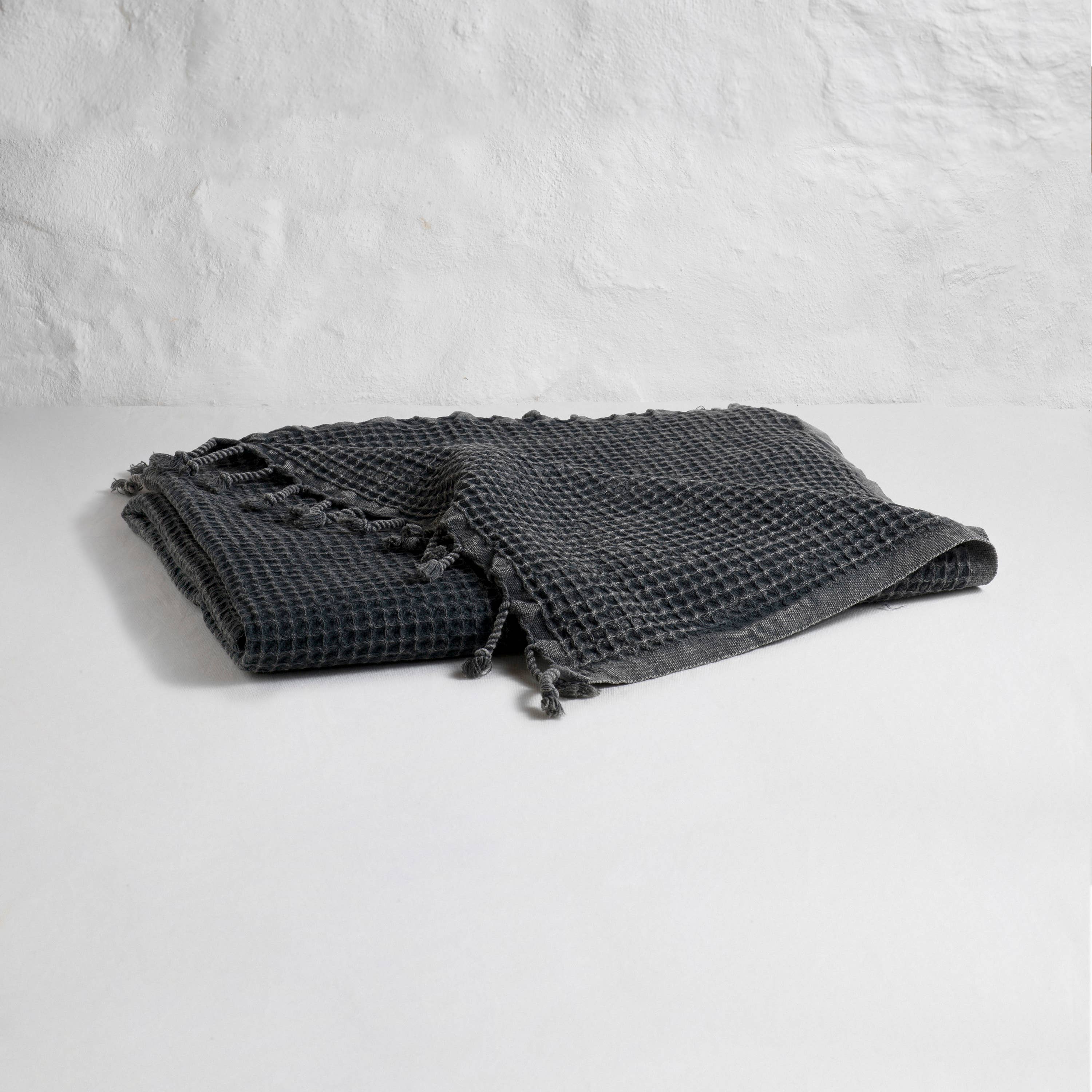 loom.ist - Waffle Bath Towel: Lightgrey