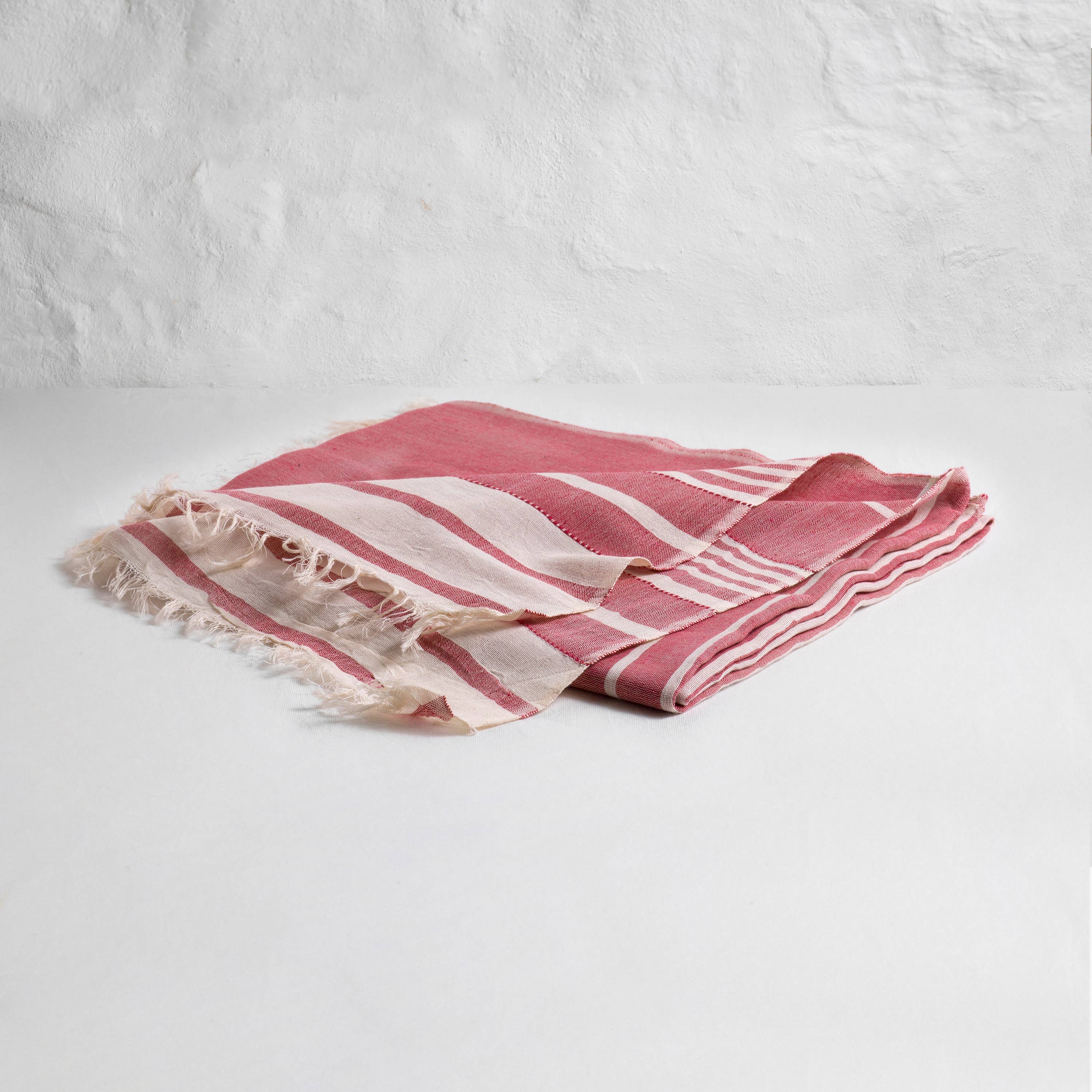 loom.ist - Helen Turkish Beach Towel: Pink