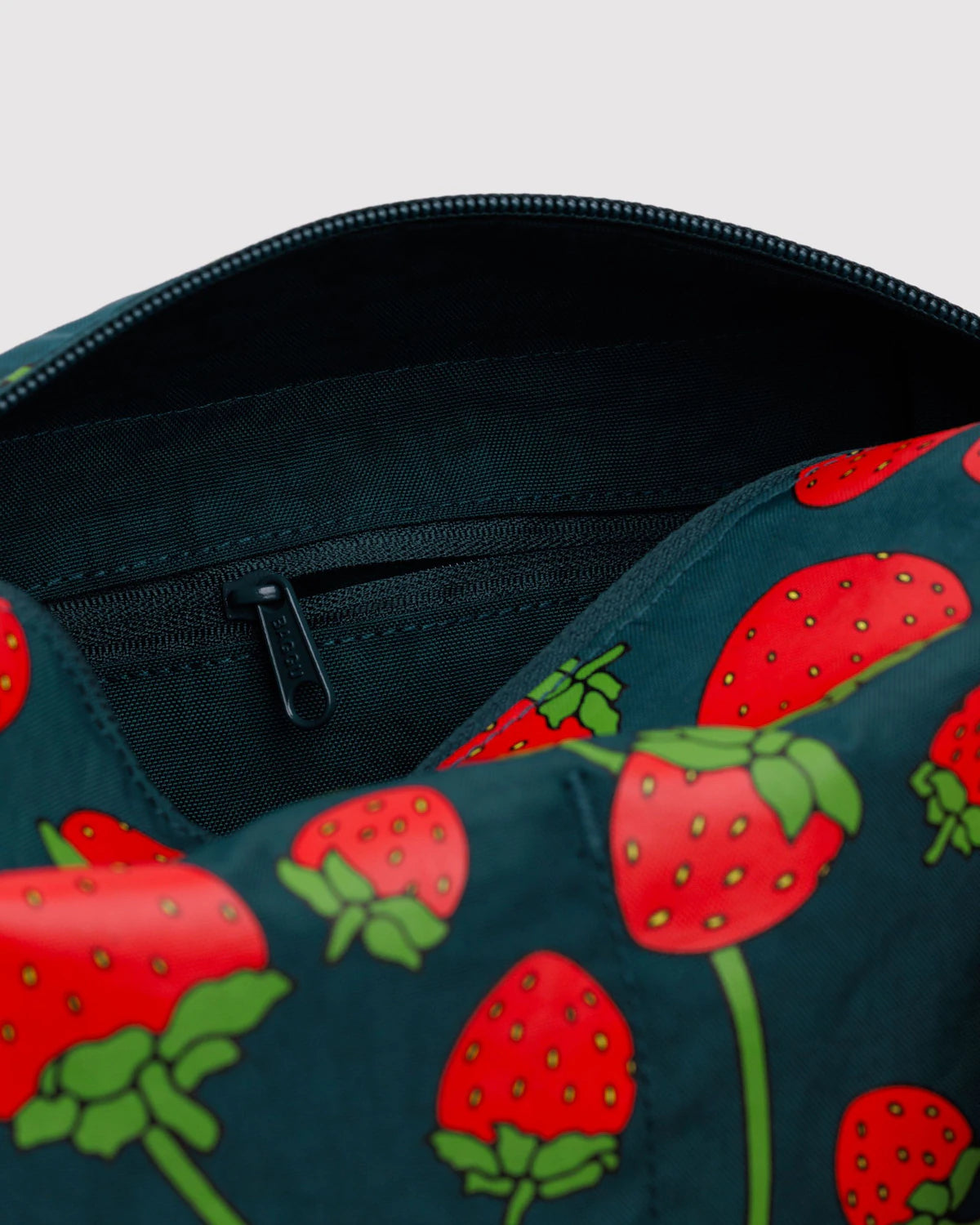 Baggu - Dopp Kit - Strawberry Blossom
