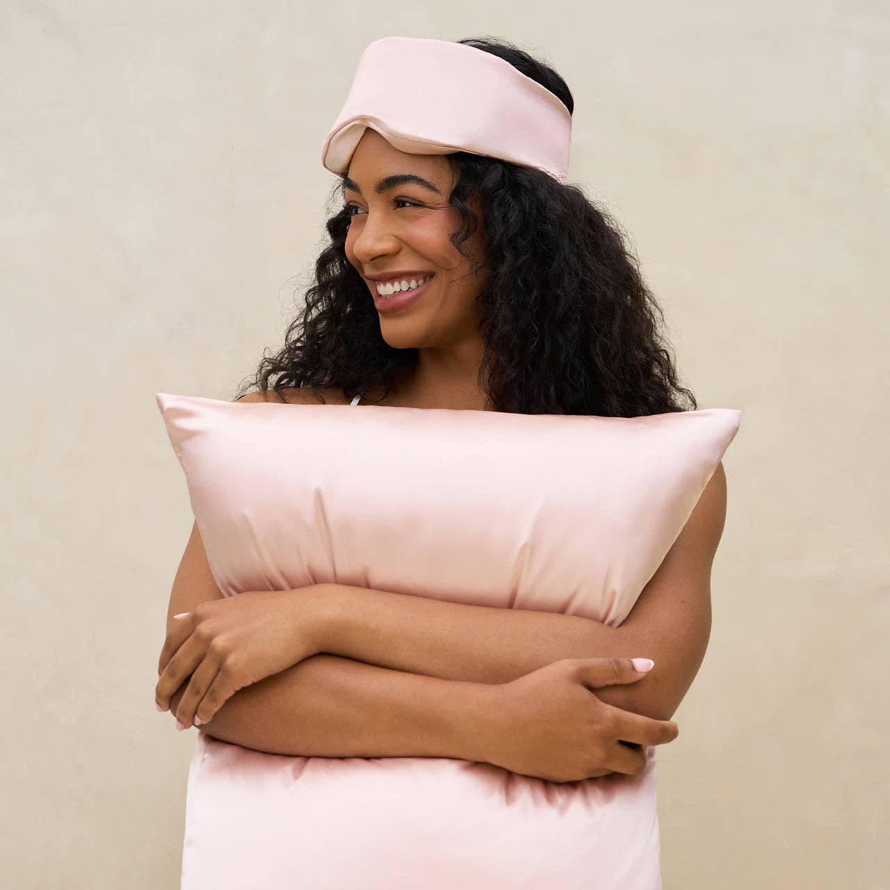 KITSCH - Contour Pillow Eye Mask - Blush