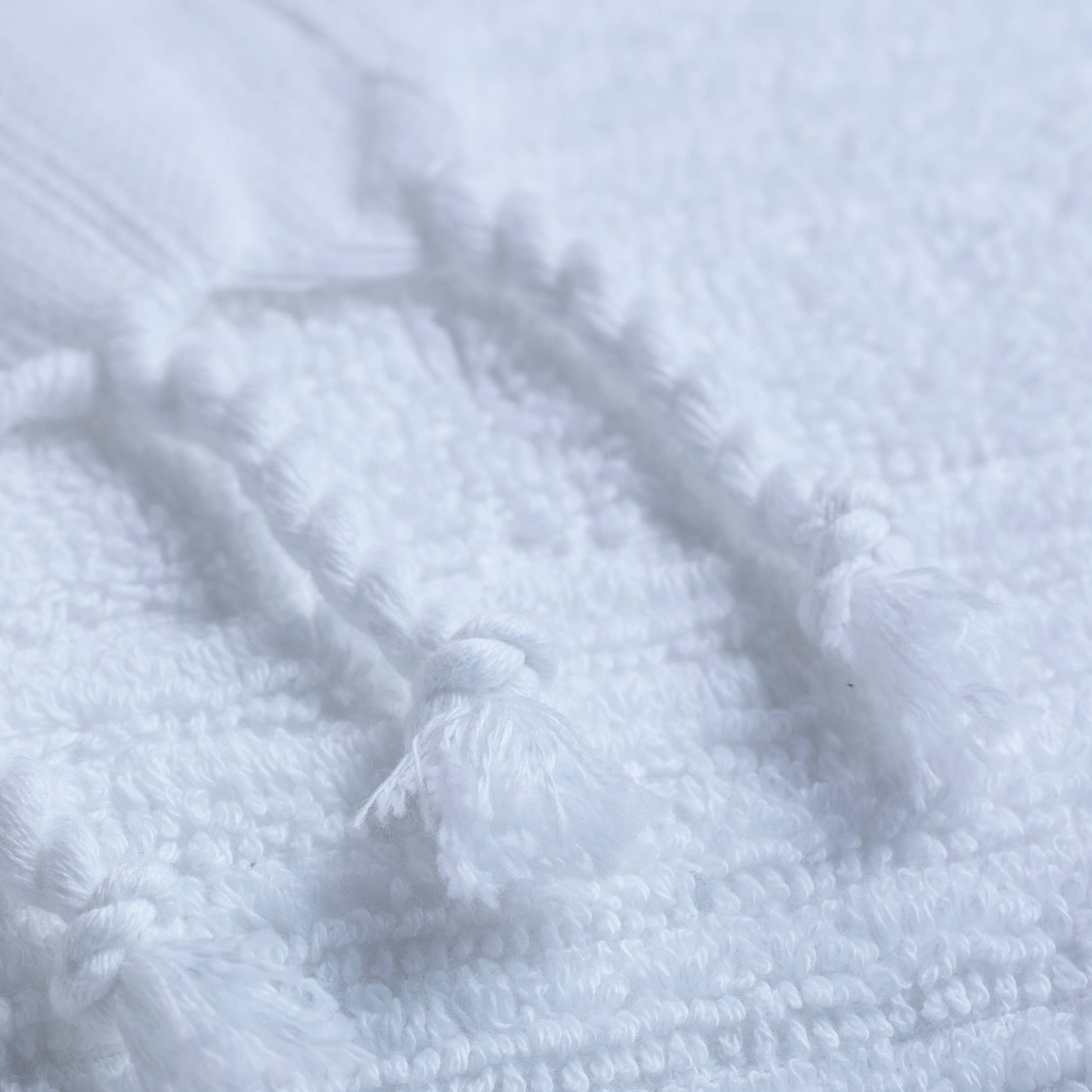 loom.ist - Spa Bath Towel: White