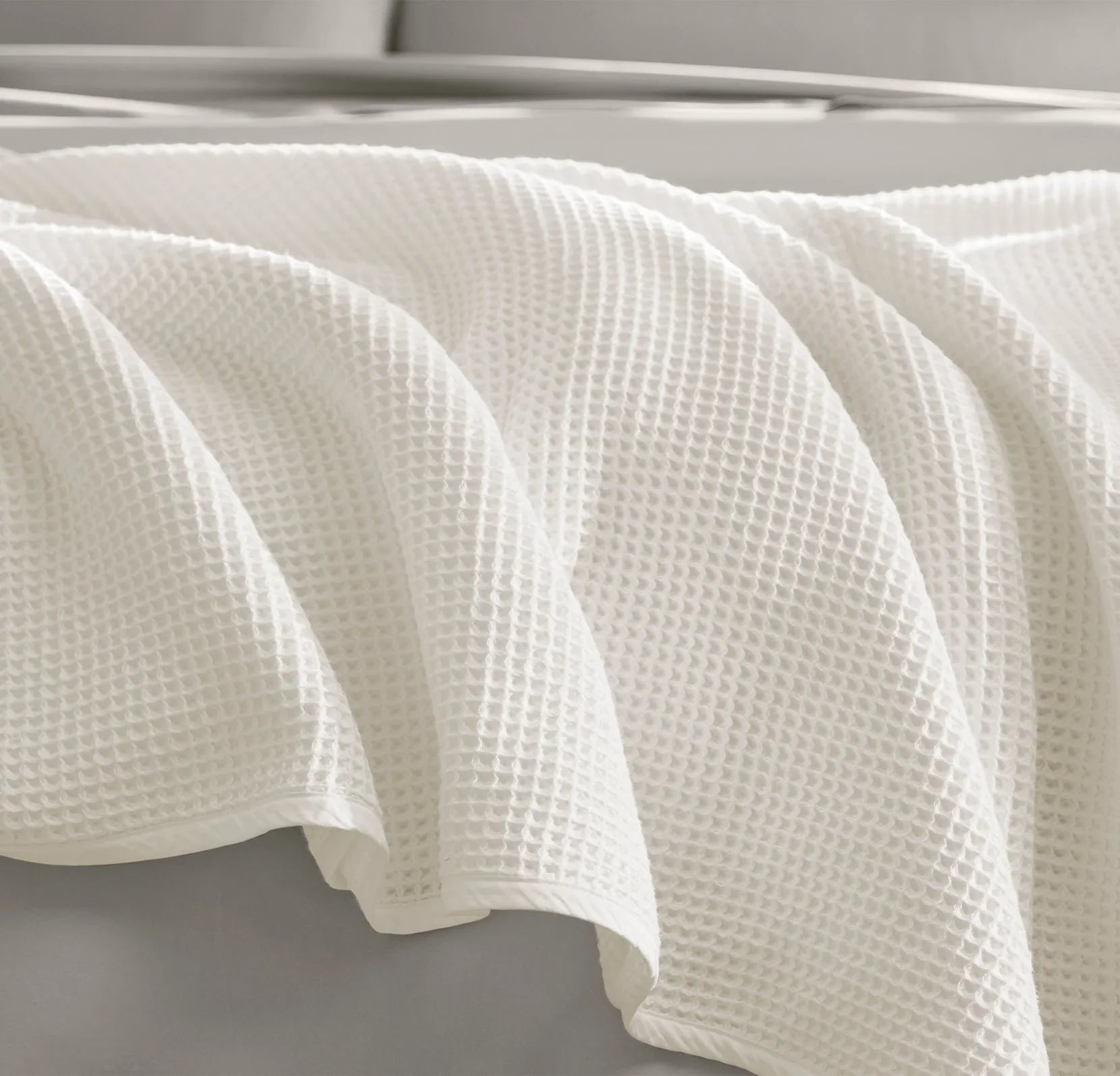 Boll & Branch - Waffle Bed Blanket - White (Pre-Order)