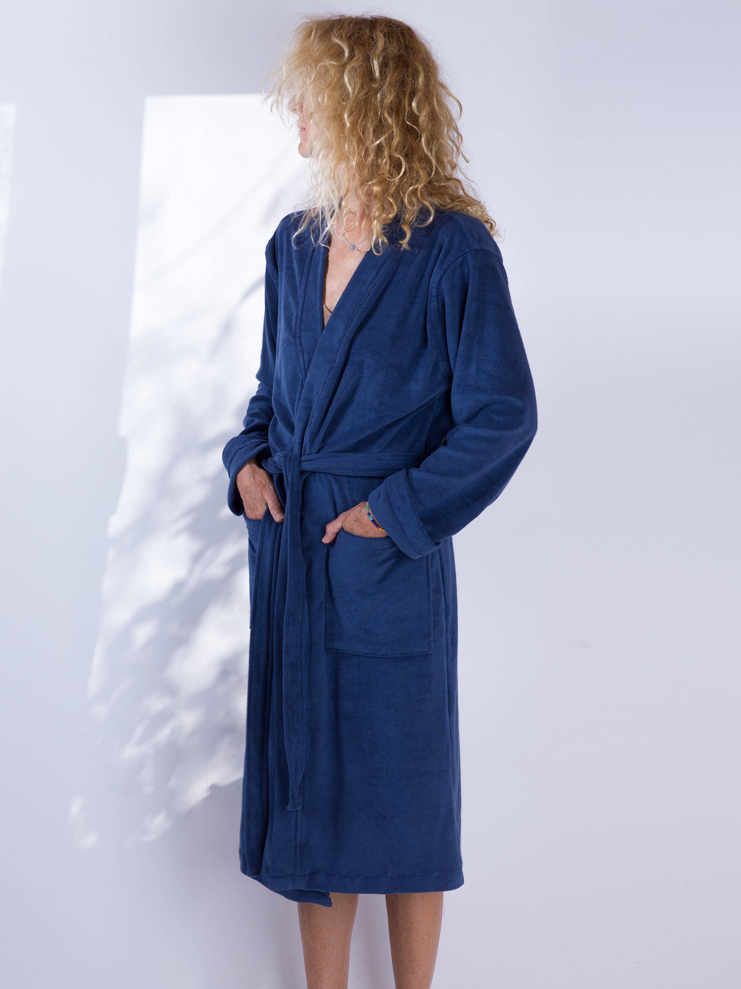 loom.ist - Cotton Towelling Robe: Black / S/M