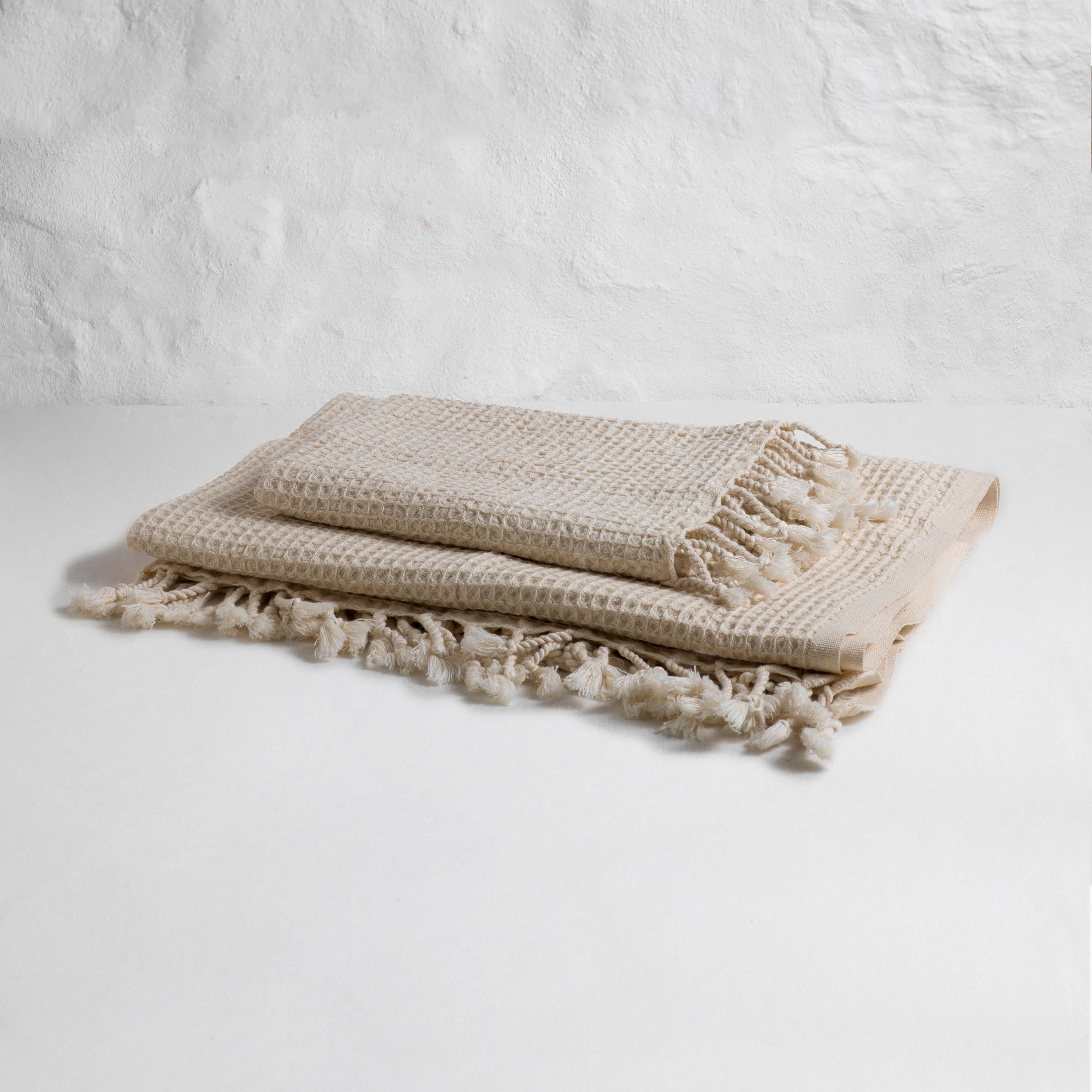 loom.ist - Waffle Bath Towel: Lightgrey