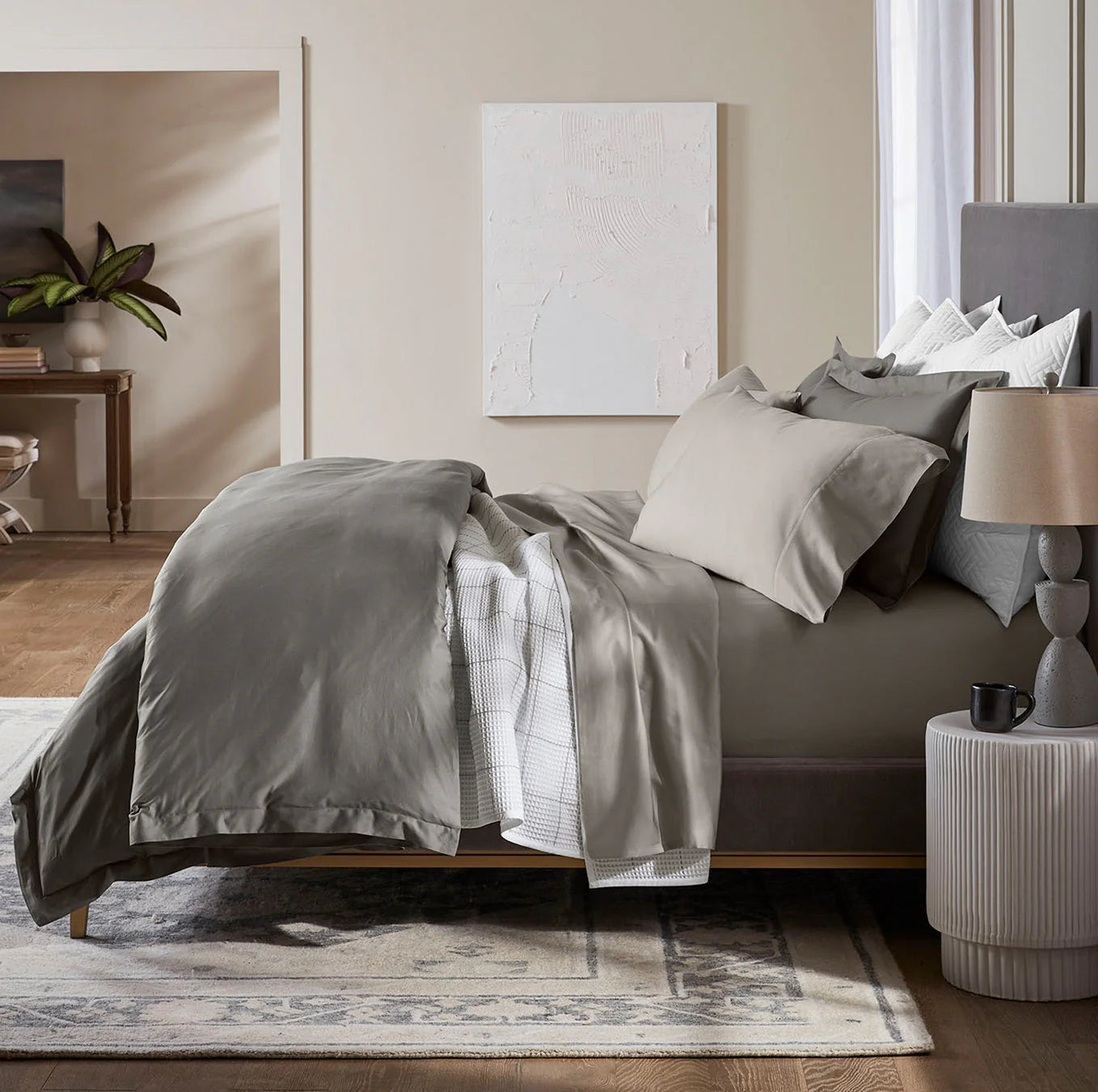 Boll & Branch - Signature Hemmed Sheet Set - Pewter (Pre-Order)