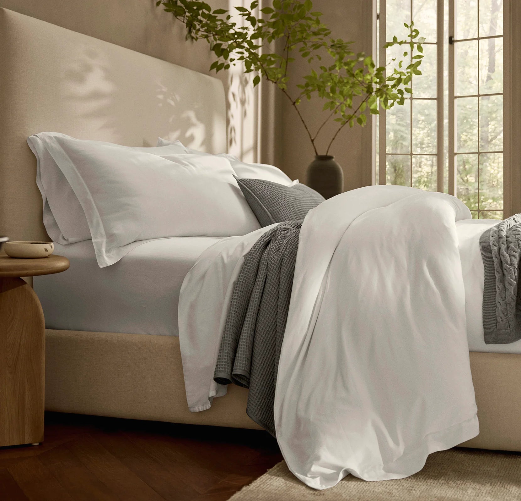Boll & Branch - Signature Hemmed Duvet Set - White (Pre-Order)