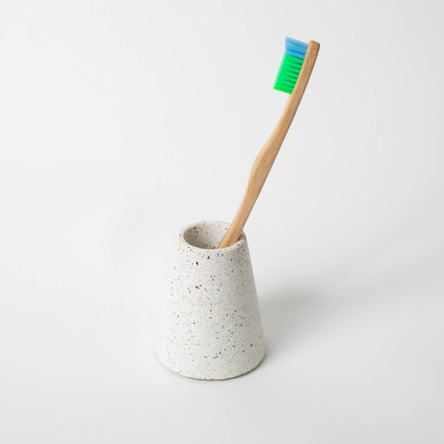 pretti.cool - Toothbrush Holders (White Terrazzo)